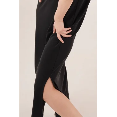 Yırtmaç Detaylı Kısa Kollu Salaş Maxi Siyah Elbise