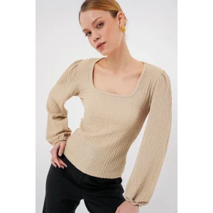 0442 Uzun Kollu Bluz - Bisküvi