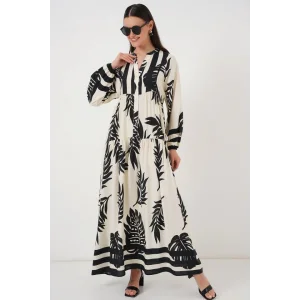 2423 Otantik Desenli Tesettür Elbise - A.Beyaz