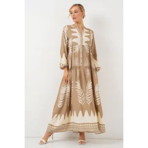 2423 Otantik Desenli Tesettür Elbise - M. Camel