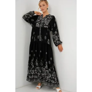 2423 Otantik Desenli Tesettür Elbise - Siyah - Beyaz 1