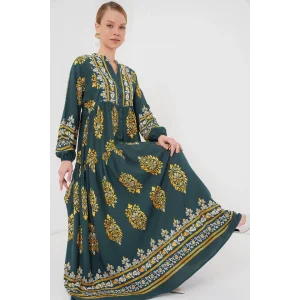 2423 Otantik Desenli Tesettür Elbise - Yeşil 7