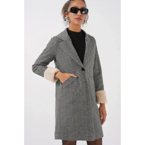 9085 Balık Sırtı Kaşe Kaban - C.Siyah