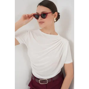 Büzgü Detaylı Kısa Kol Sandy Bluz 945 - Beyaz