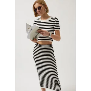 Çizgili Midi Dokulu Etek