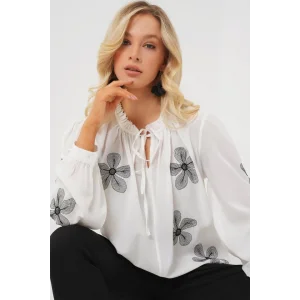 Uzun Kol Nakışlı Örme Bluz 951 - Beyaz