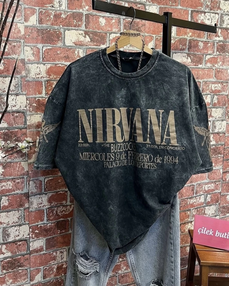 Oversize Kalıp Tişört