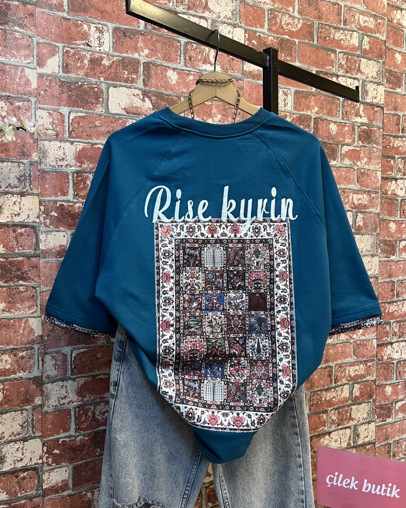 Sırt Detay Tshirt