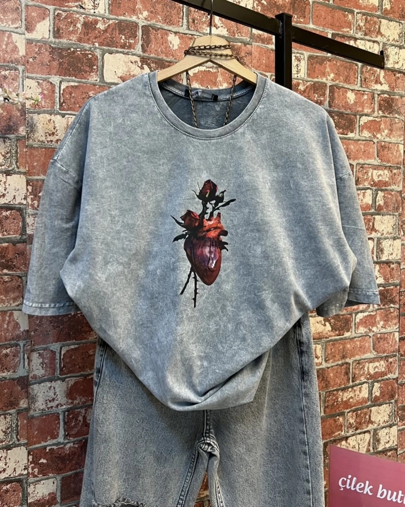 Sırt Detay Tshirt