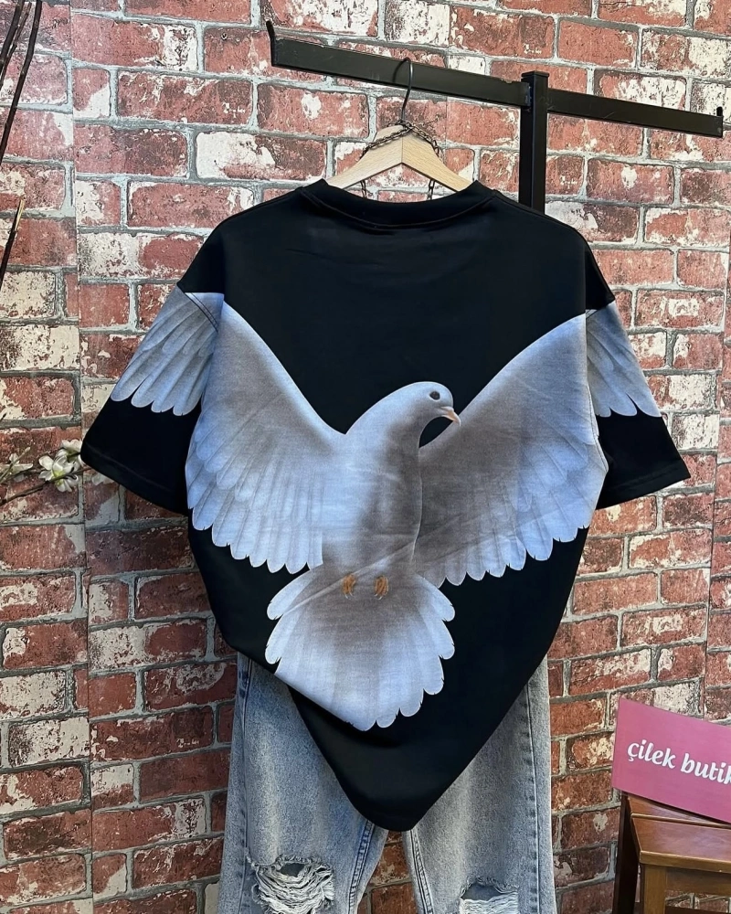 Sırt Detay Tshirt