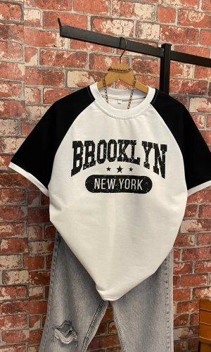 Brooklyn Tişört