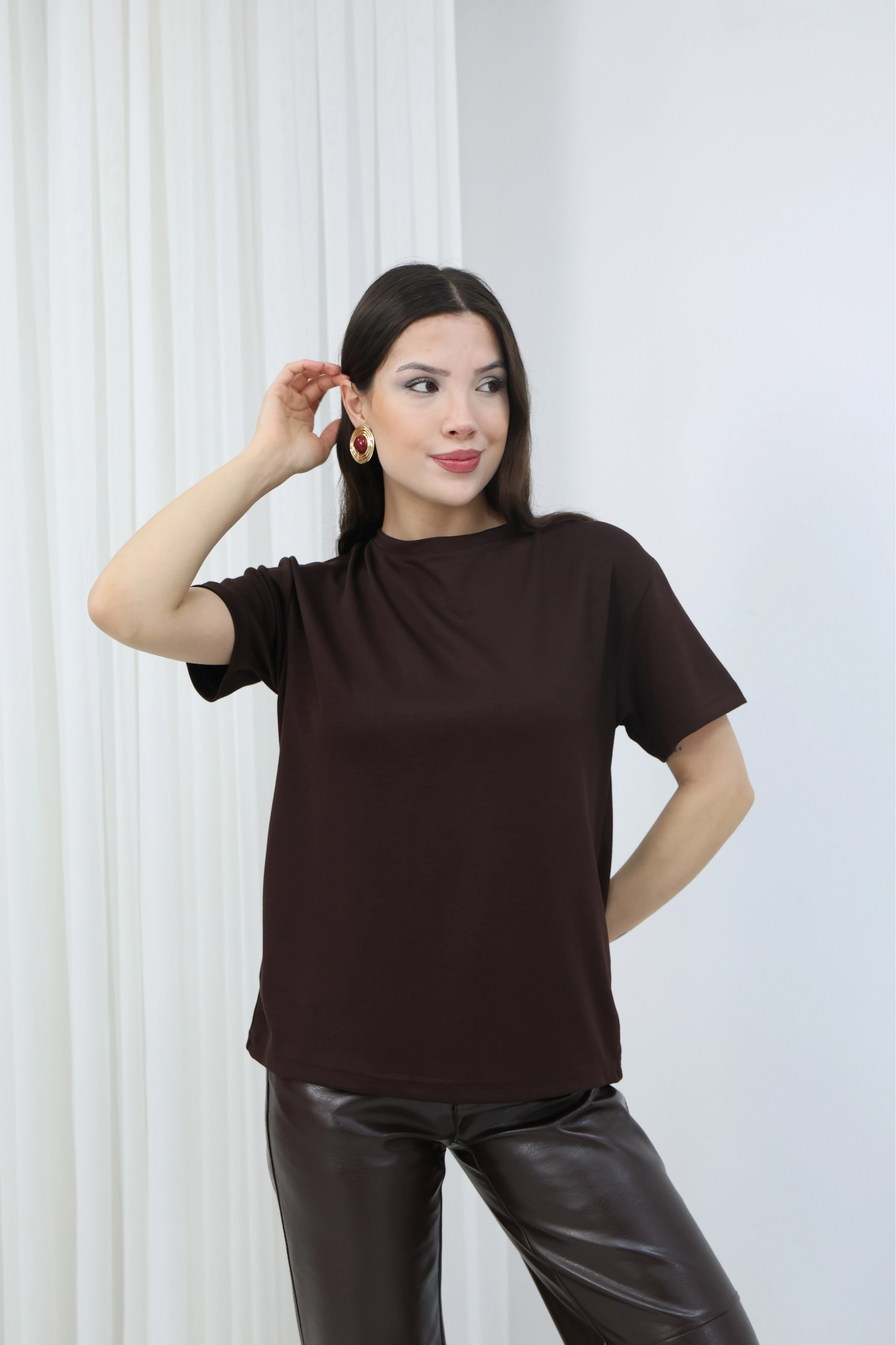 SIRT DANTEL DETAY MODAL BLUZ -KAHVE