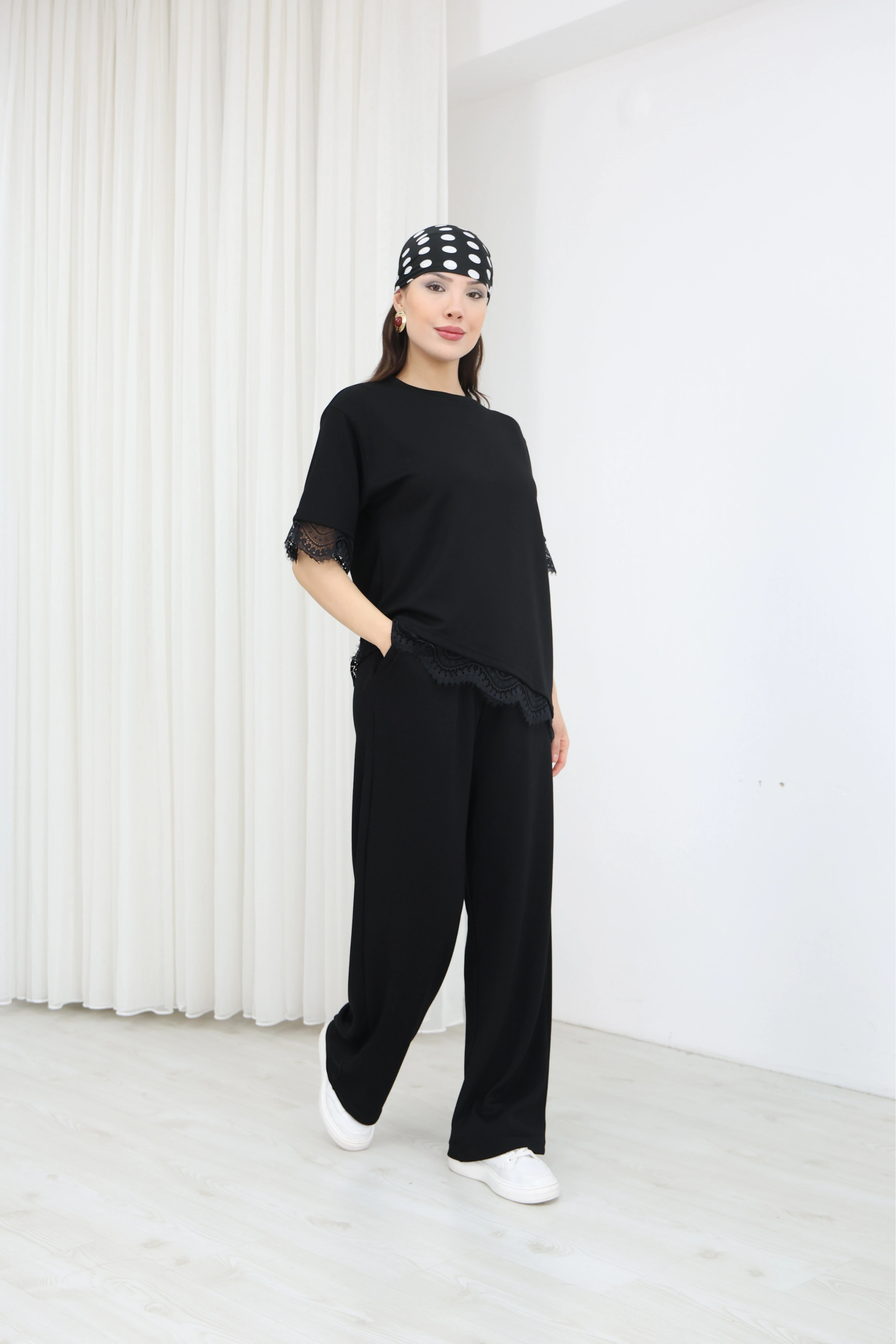 DANTEL DETAY MODAL TAKIM-SİYAH