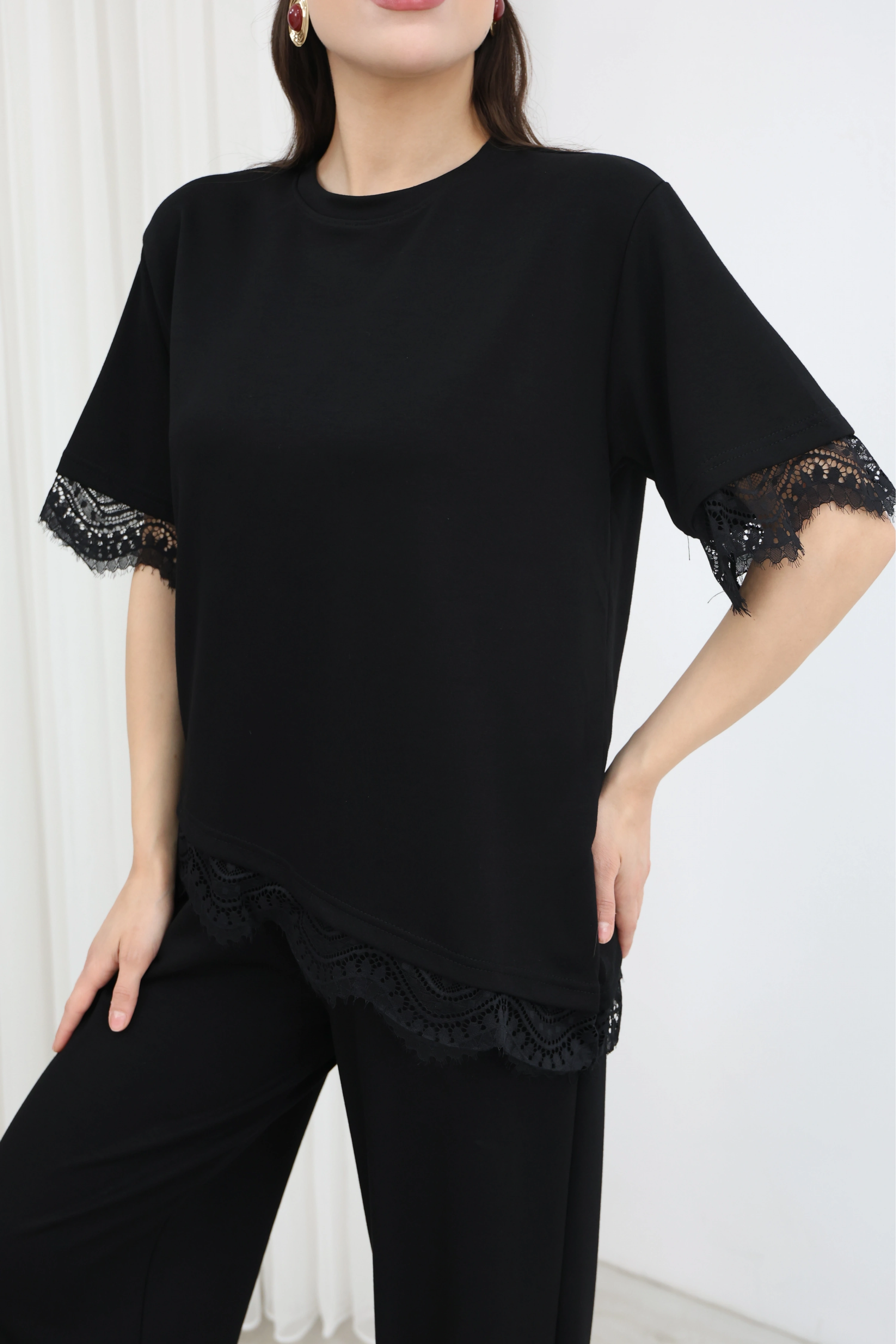 DANTEL DETAY MODAL TAKIM-SİYAH