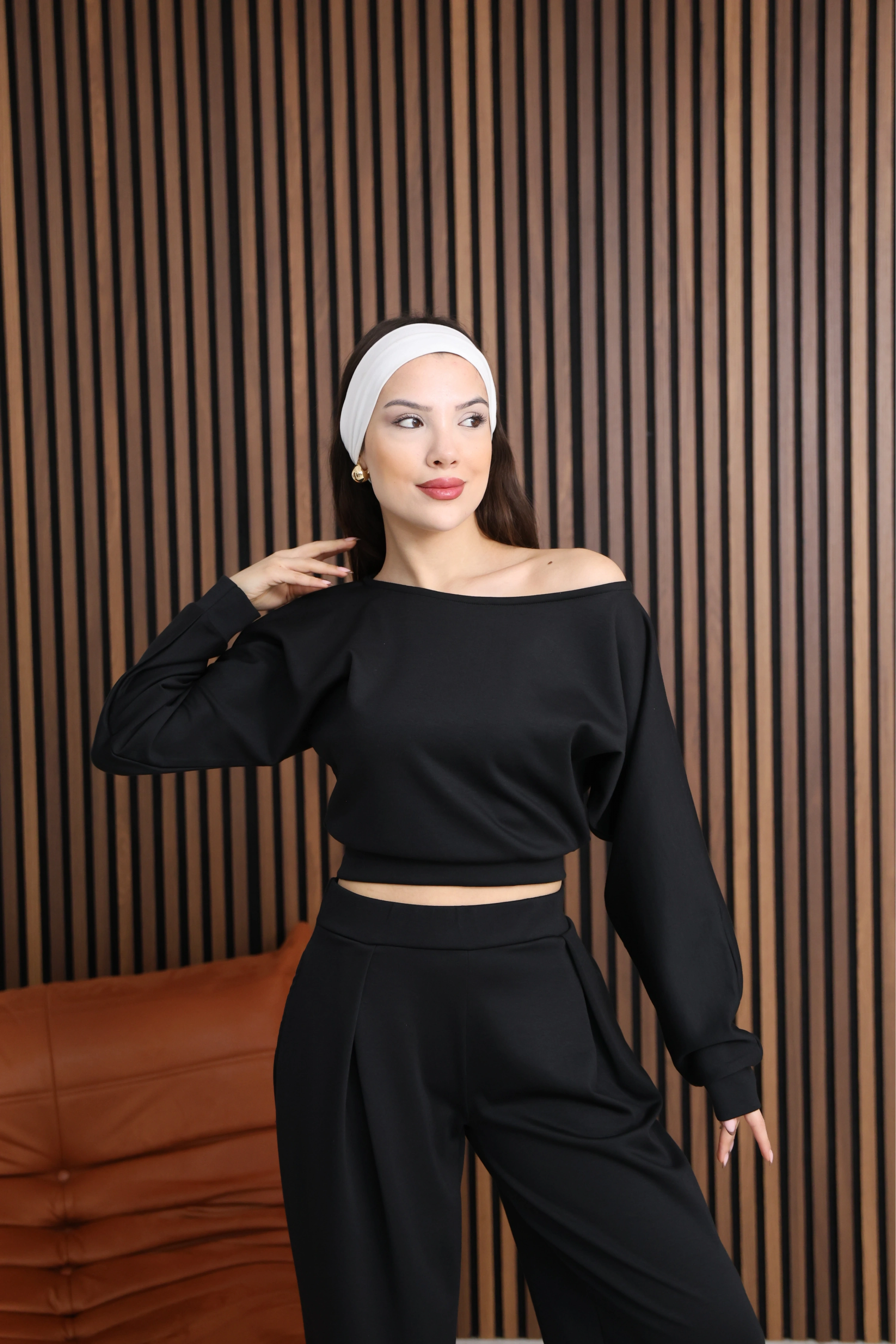 KAYIK YAKA TAKIM- SİYAH