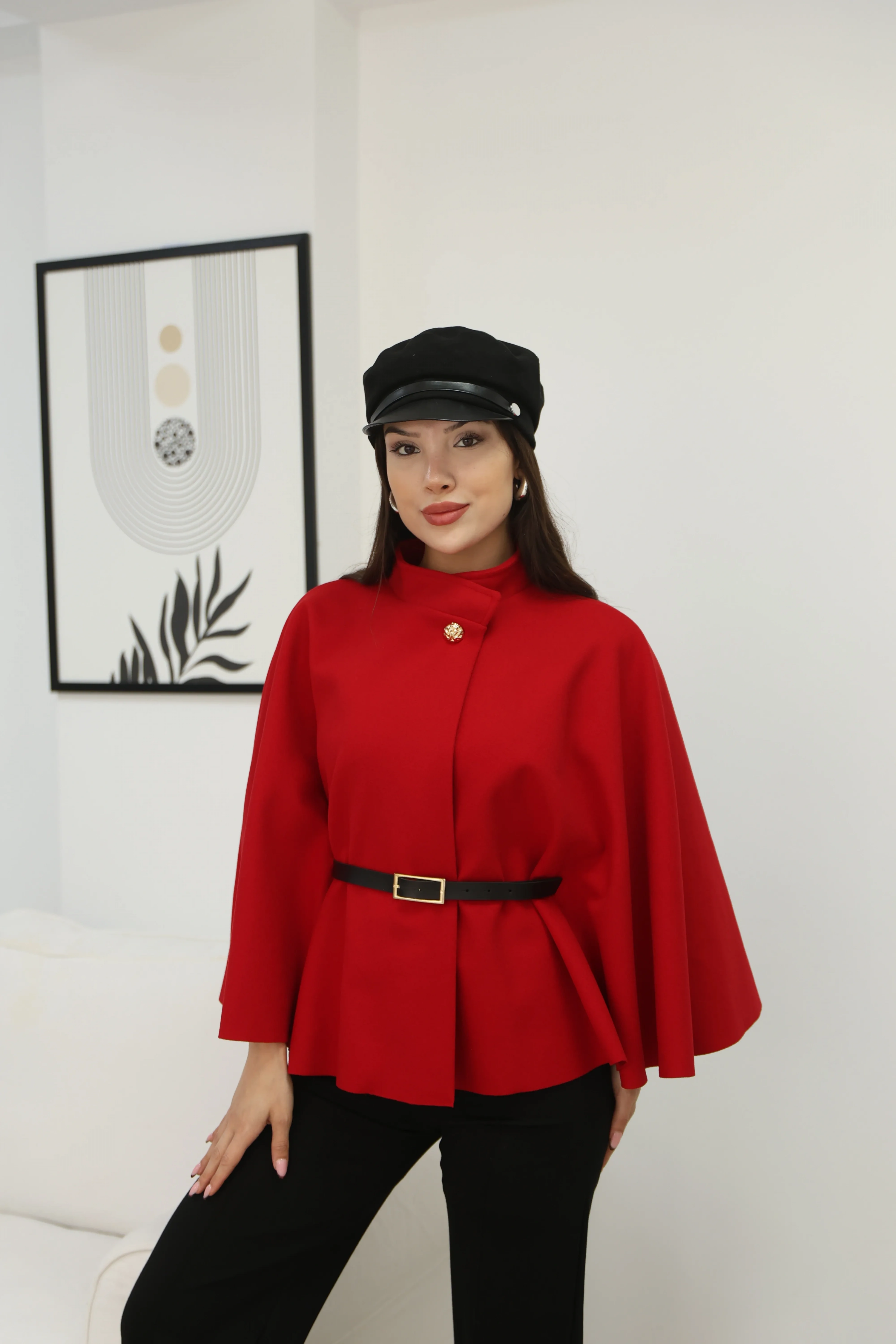 KEMERLİ KAŞE PELERİN- KIRMIZI