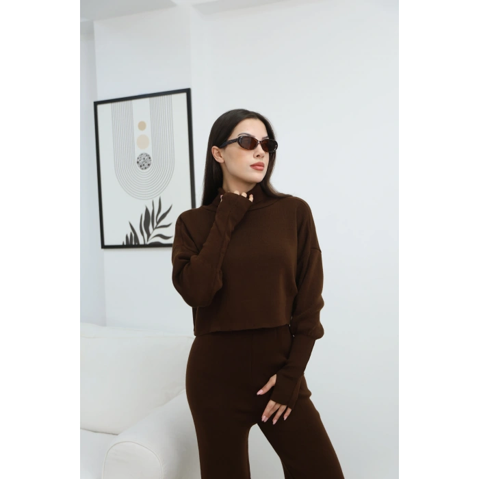 PARMAK GEÇİRMELİ YUMOŞ TAKIM- KAHVERENGİ