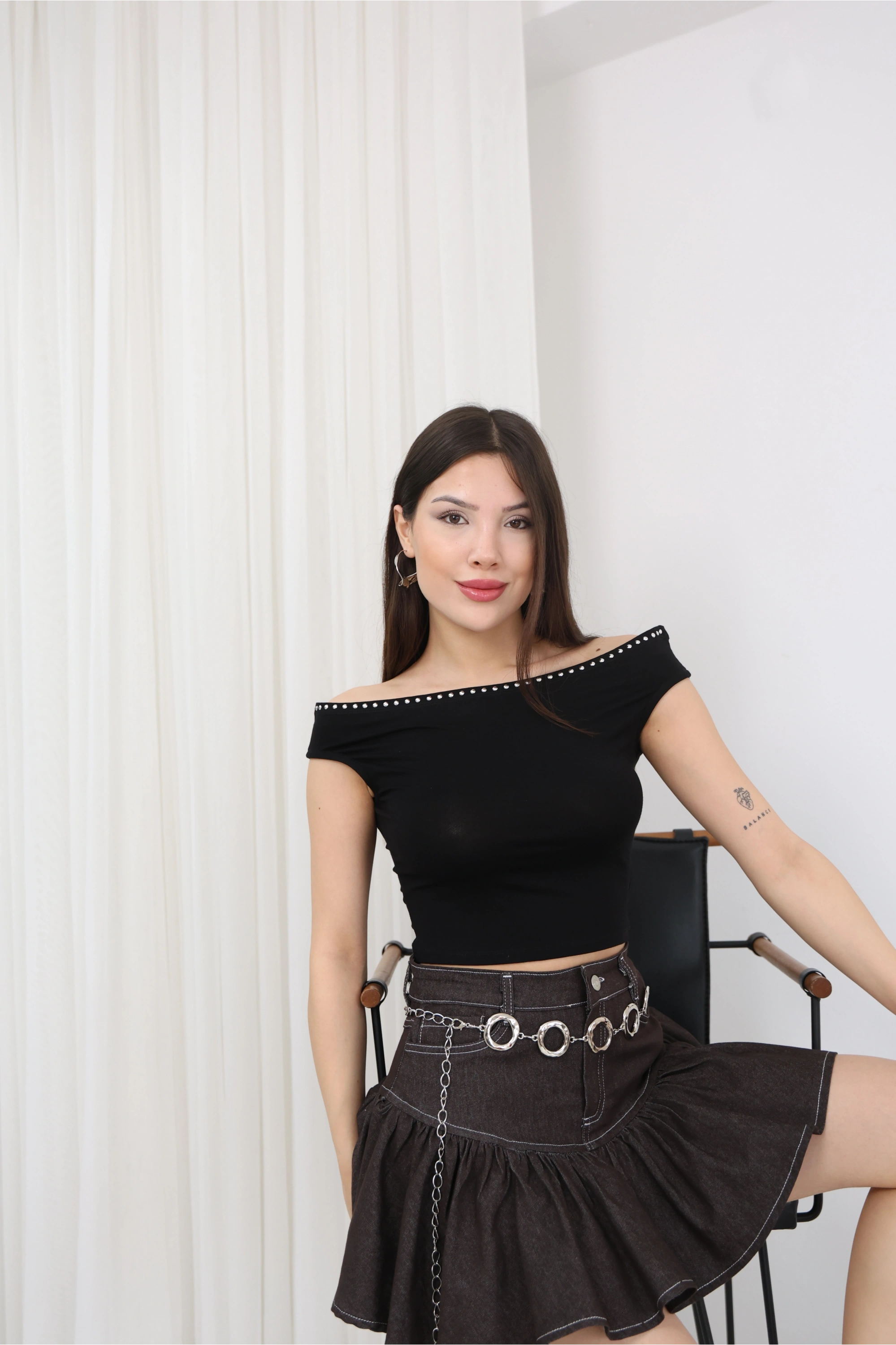 TAŞ DETAY MUADİL CROP