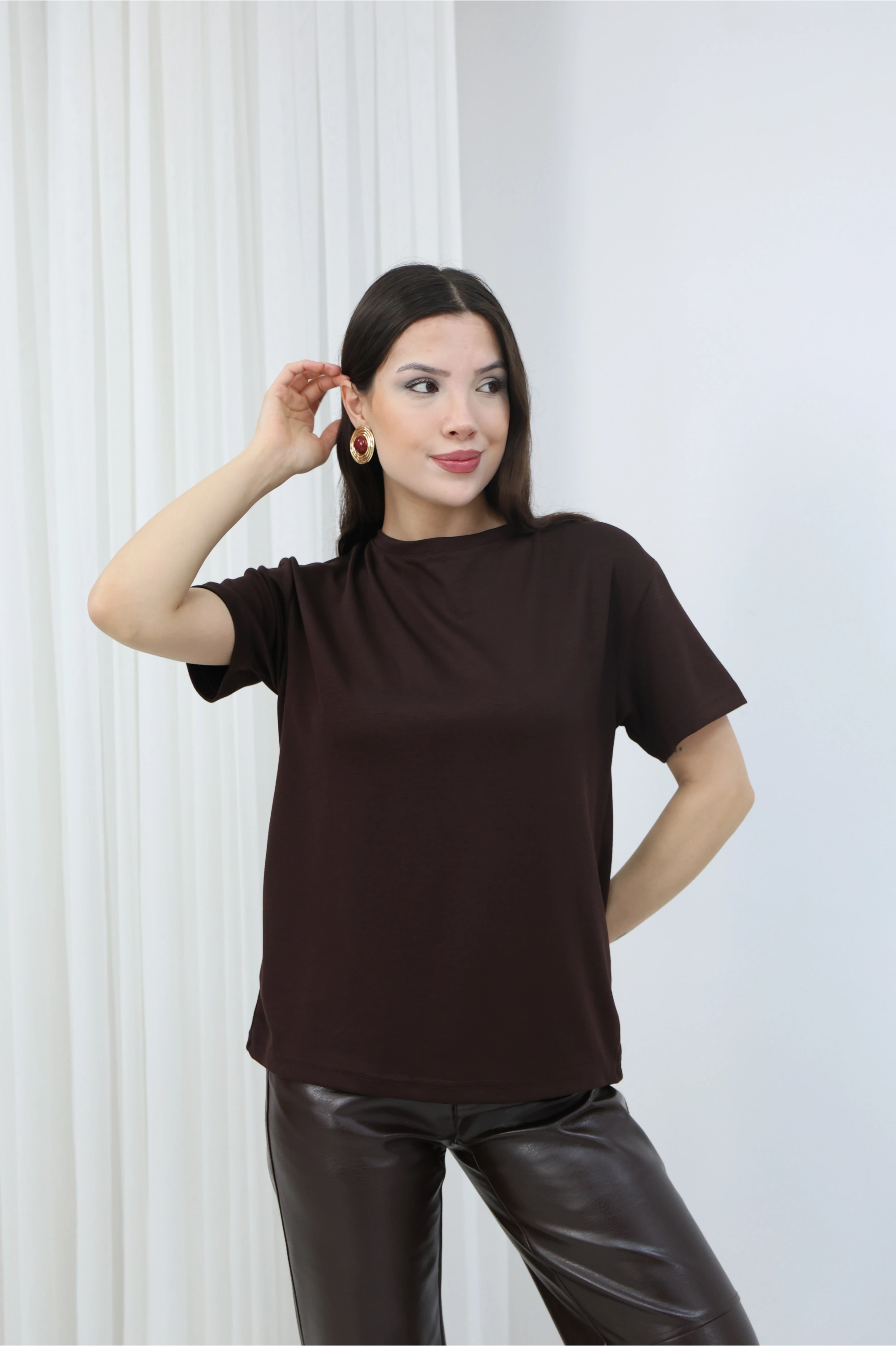 SIRT DANTEL DETAY MODAL BLUZ -KAHVE