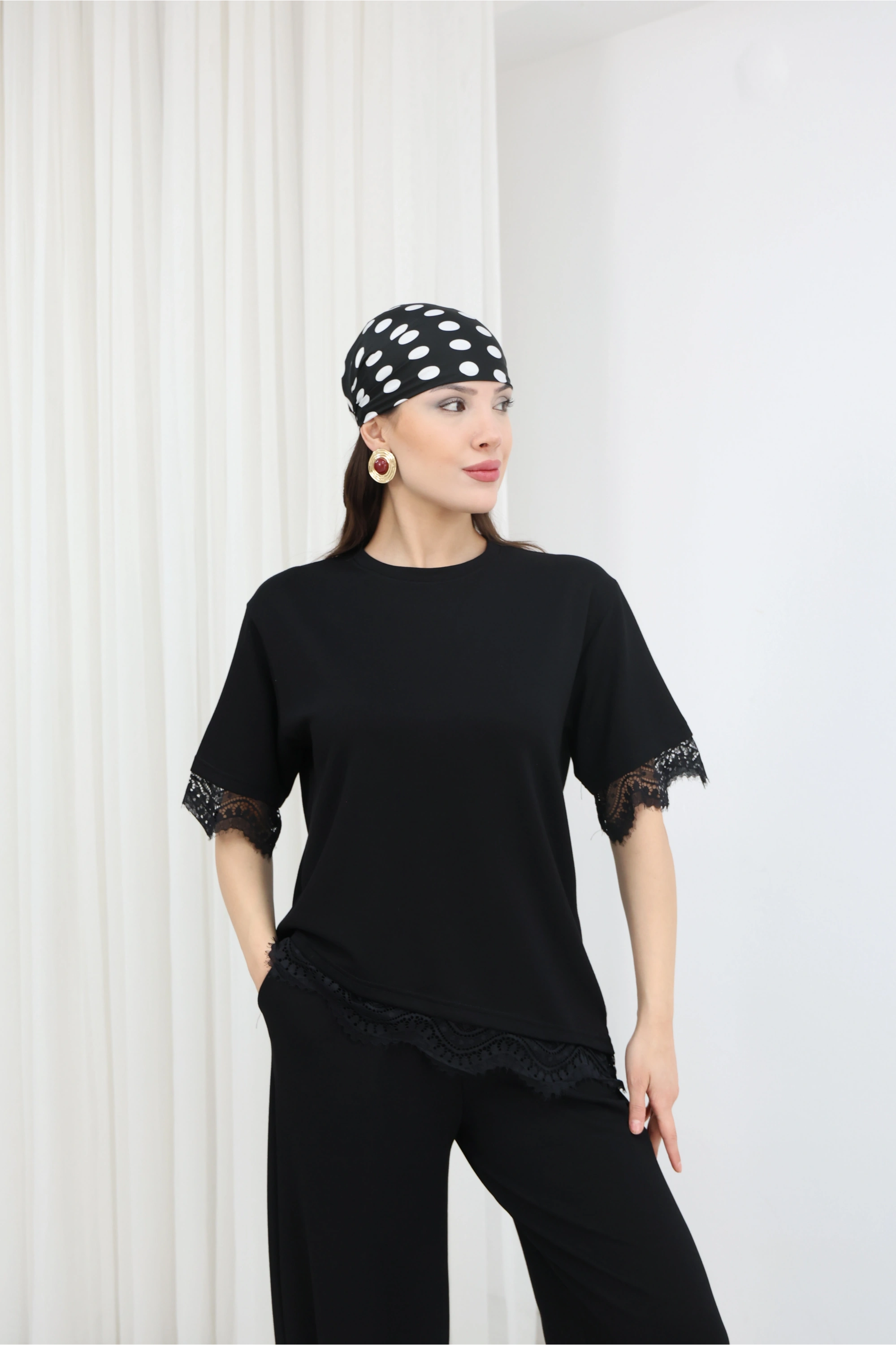 DANTEL DETAY MODAL TAKIM-SİYAH