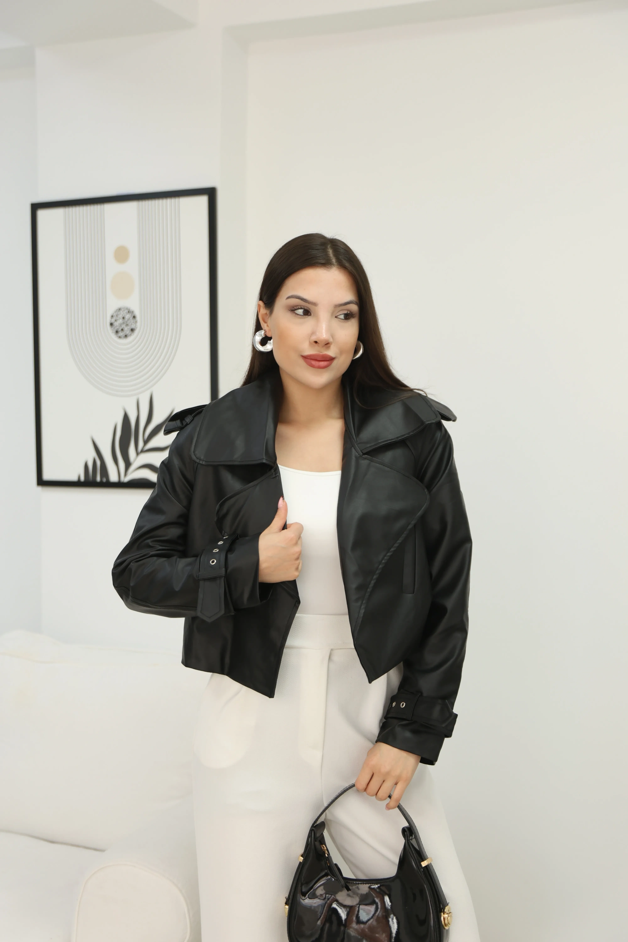 ASTARLI DERİ CEKET-SİYAH