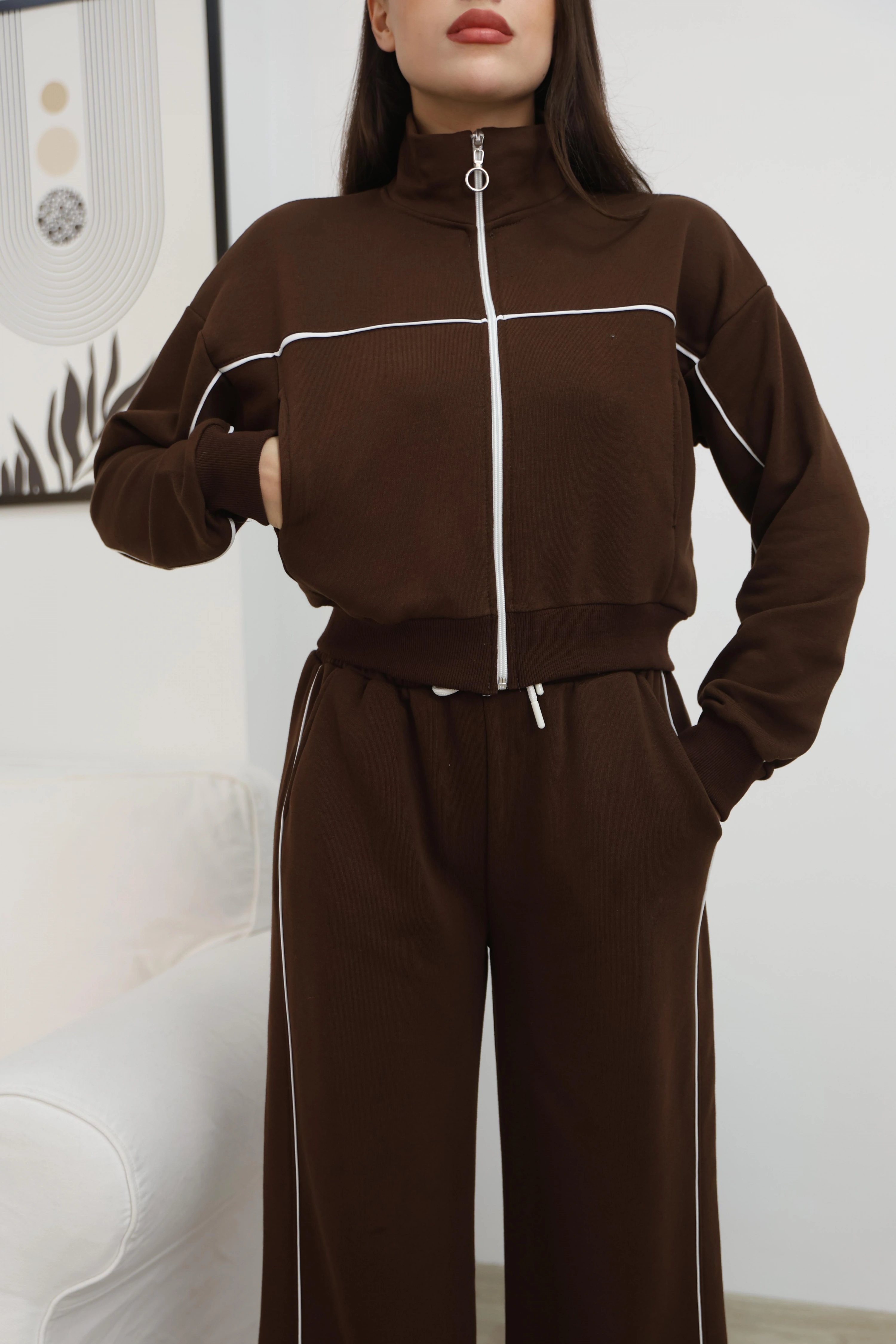 ÇİZGİ DETAY ESOFMAN TAKIM- KAHVERENGİ