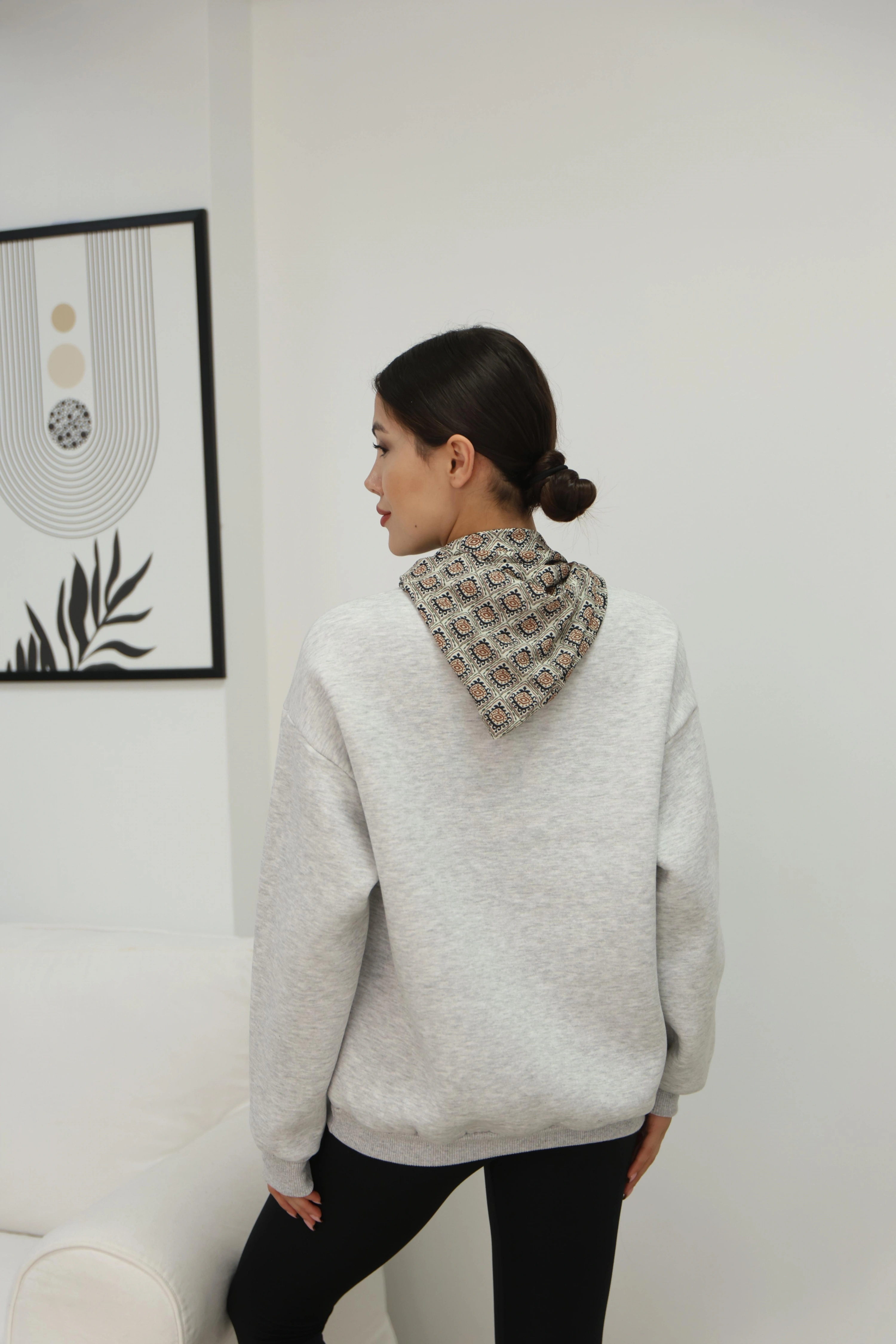 ŞAL GÖRÜNÜMLÜ SWEAT