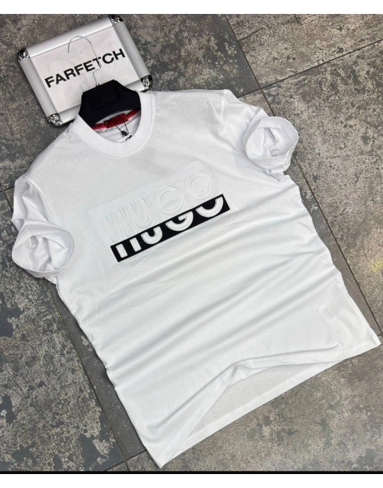 BEYAZ HUGO TİŞÖRT