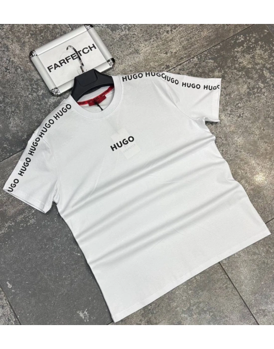 BEYAZ HUGO TİŞÖRT