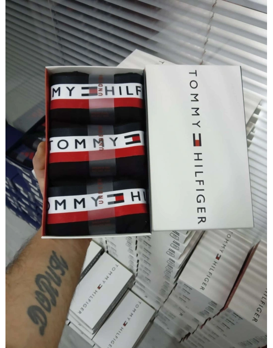 Tommy Hilfiger