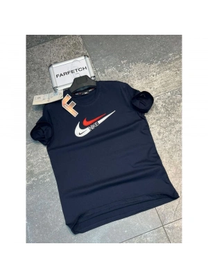 Nike Tişört