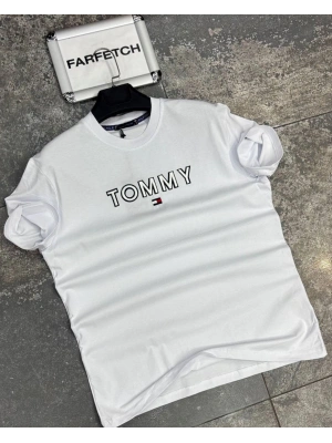 BEYAZ TOMMY TİŞÖRT