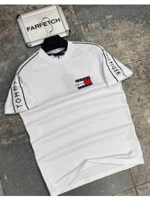 BEYAZ TOMMY TİŞÖRT