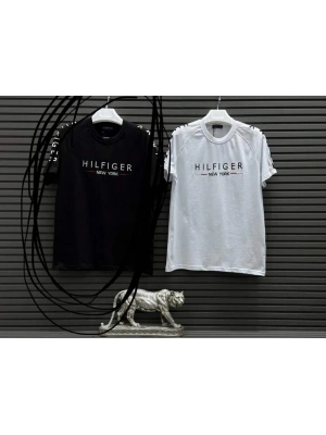 BEYAZ TOMMY TİŞÖRT