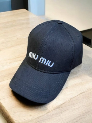 Miu Miu Şapka