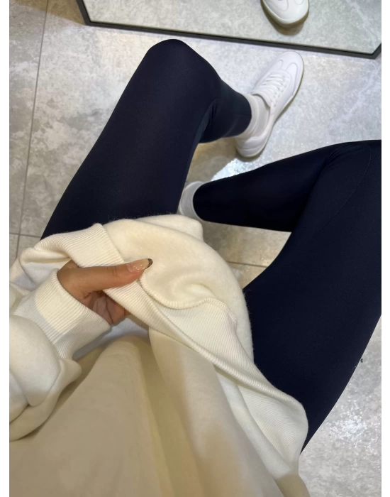 Marka Model Oversize Sweatshirt Beyaz