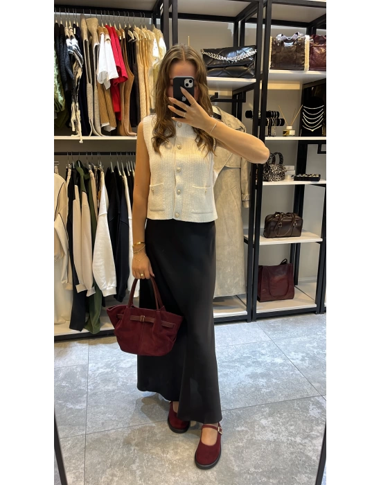 Marka Model Gold Düğmeli Çelik Triko Beyaz