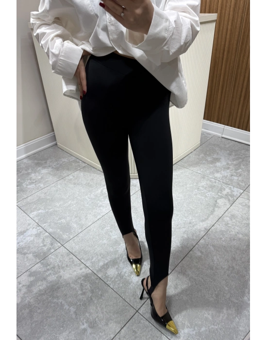 Paça Detaylı Tayt Siyah