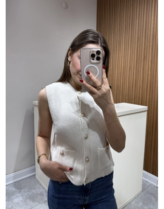 Gold Düğmeli Yelek Beyaz