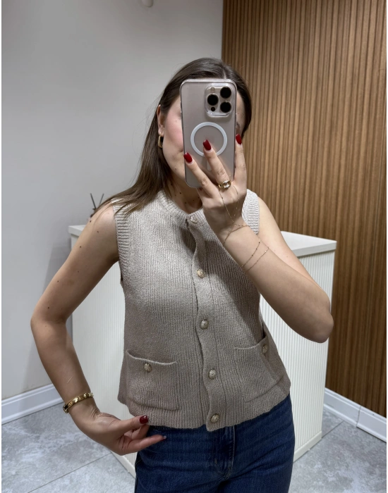 Gold Düğmeli Yelek Vizon