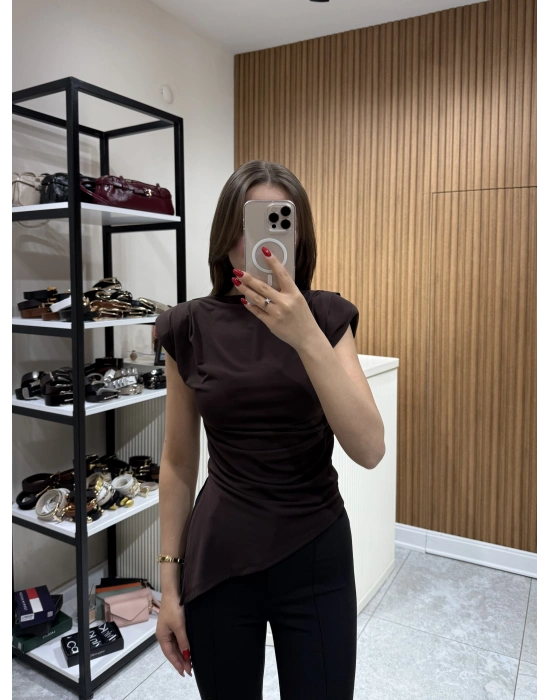 Vatkalı Asimetrik Kesim Bluz Kahve