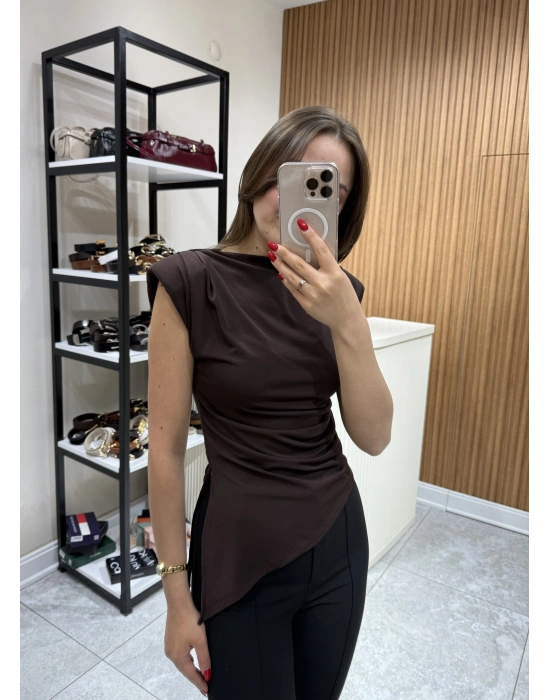 Vatkalı Asimetrik Kesim Bluz Kahve