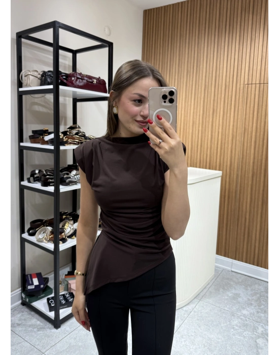 Vatkalı Asimetrik Kesim Bluz Kahve