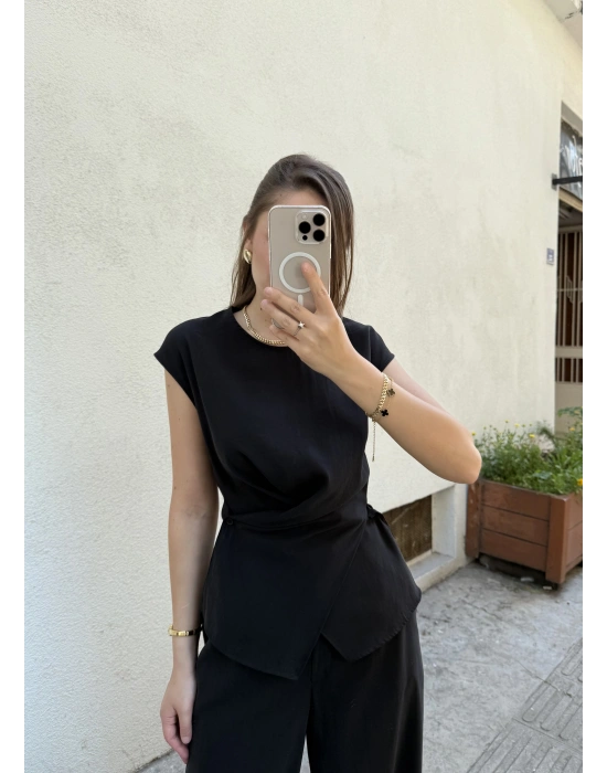 Beli Düğme Detaylı Bluz Pantolon Takım Siyah