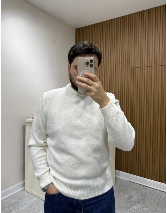 Bisiklet Yaka Kazak Beyaz