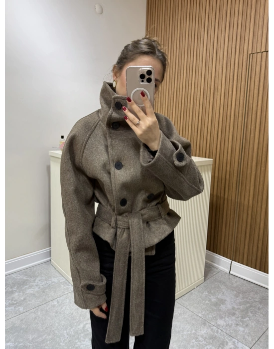 Dik Yaka Kemerli Kaşe Kaban Kahve