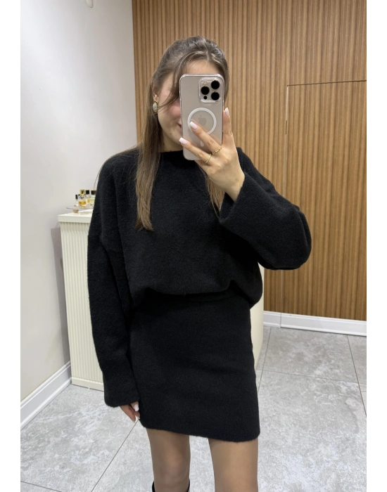 Etekli Triko Takım Siyah