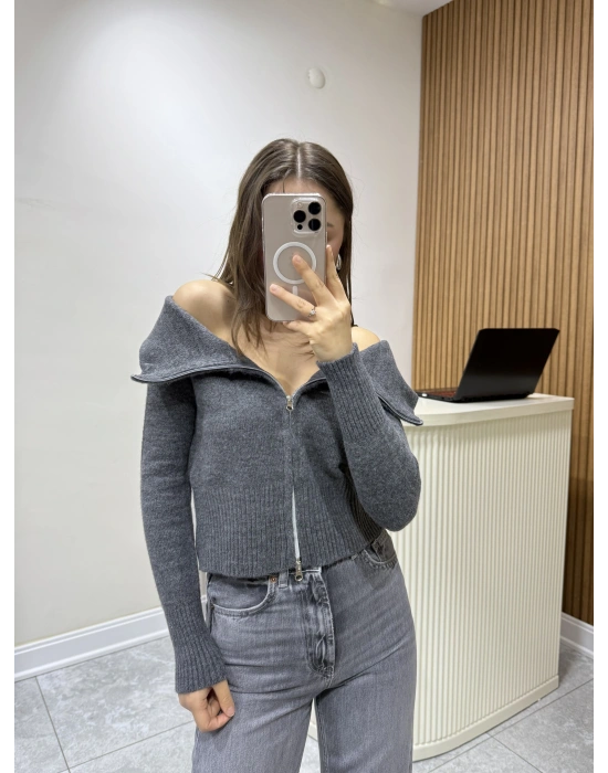 Madonna Yaka Fermuarlı Triko Hırka Gri