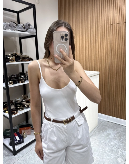 Marka Model Askılı Zıbın Beyaz