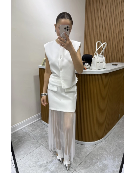 Marka Model Beyaz Yelek